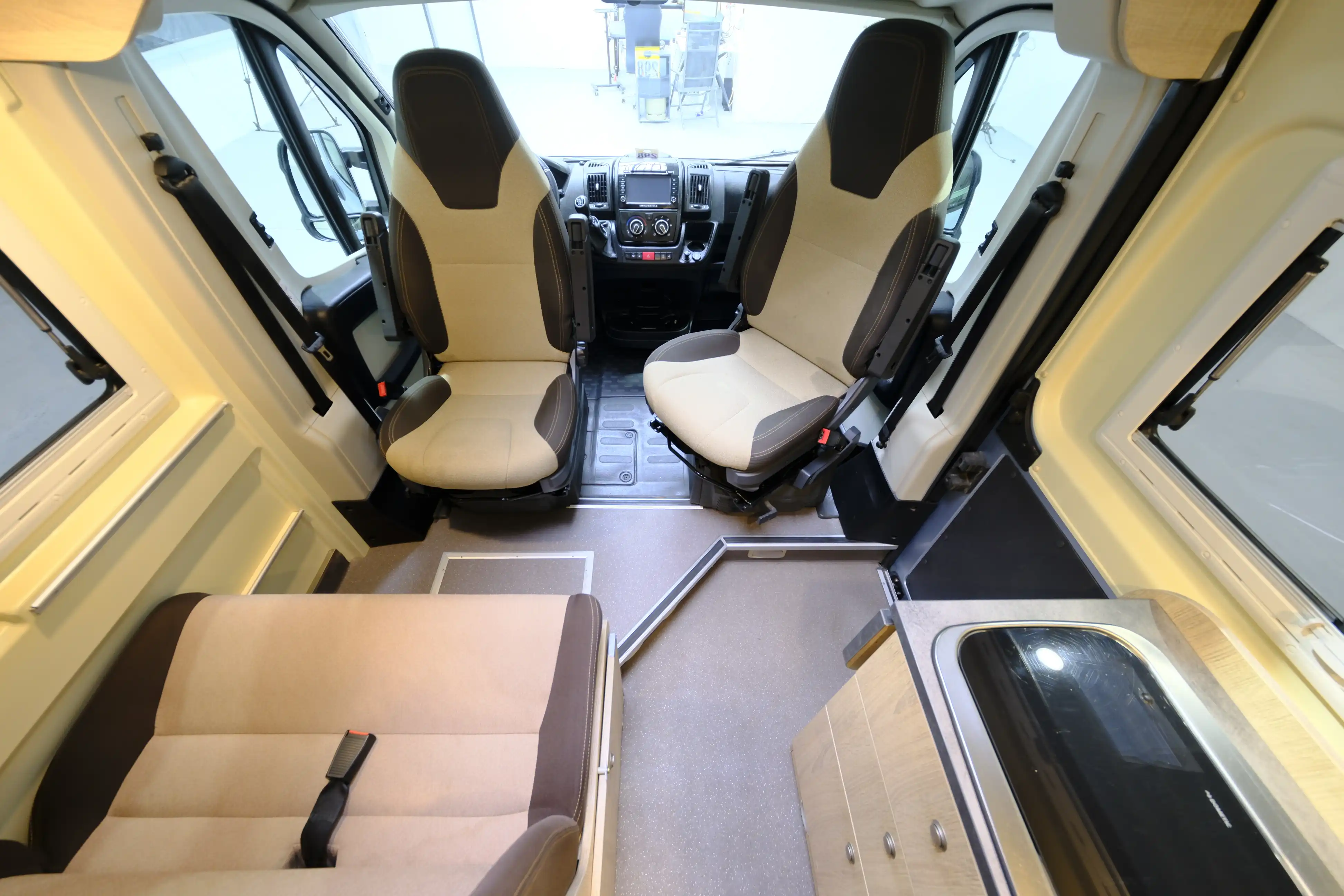 CLEVER Runner 636 - Ansicht 8